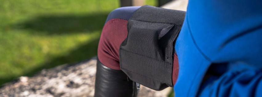Equiseat Aid in Black on horse riders thigh